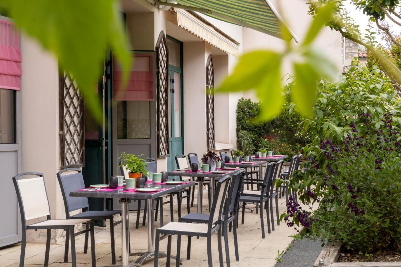 Logis Hotel-Restaurant Le Fontarabie Fontenay-le-Comte Ngoại thất bức ảnh