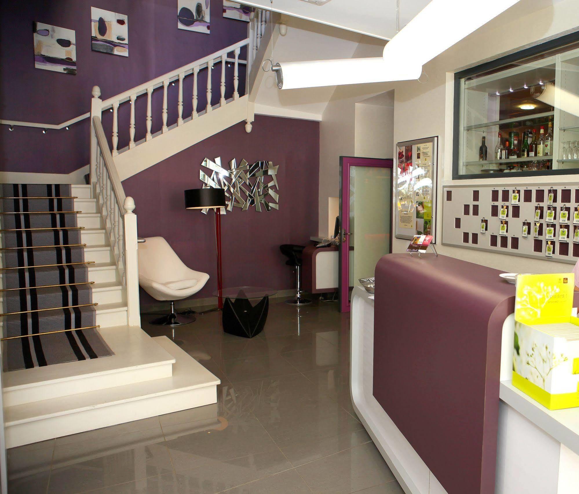 Logis Hotel-Restaurant Le Fontarabie Fontenay-le-Comte Ngoại thất bức ảnh